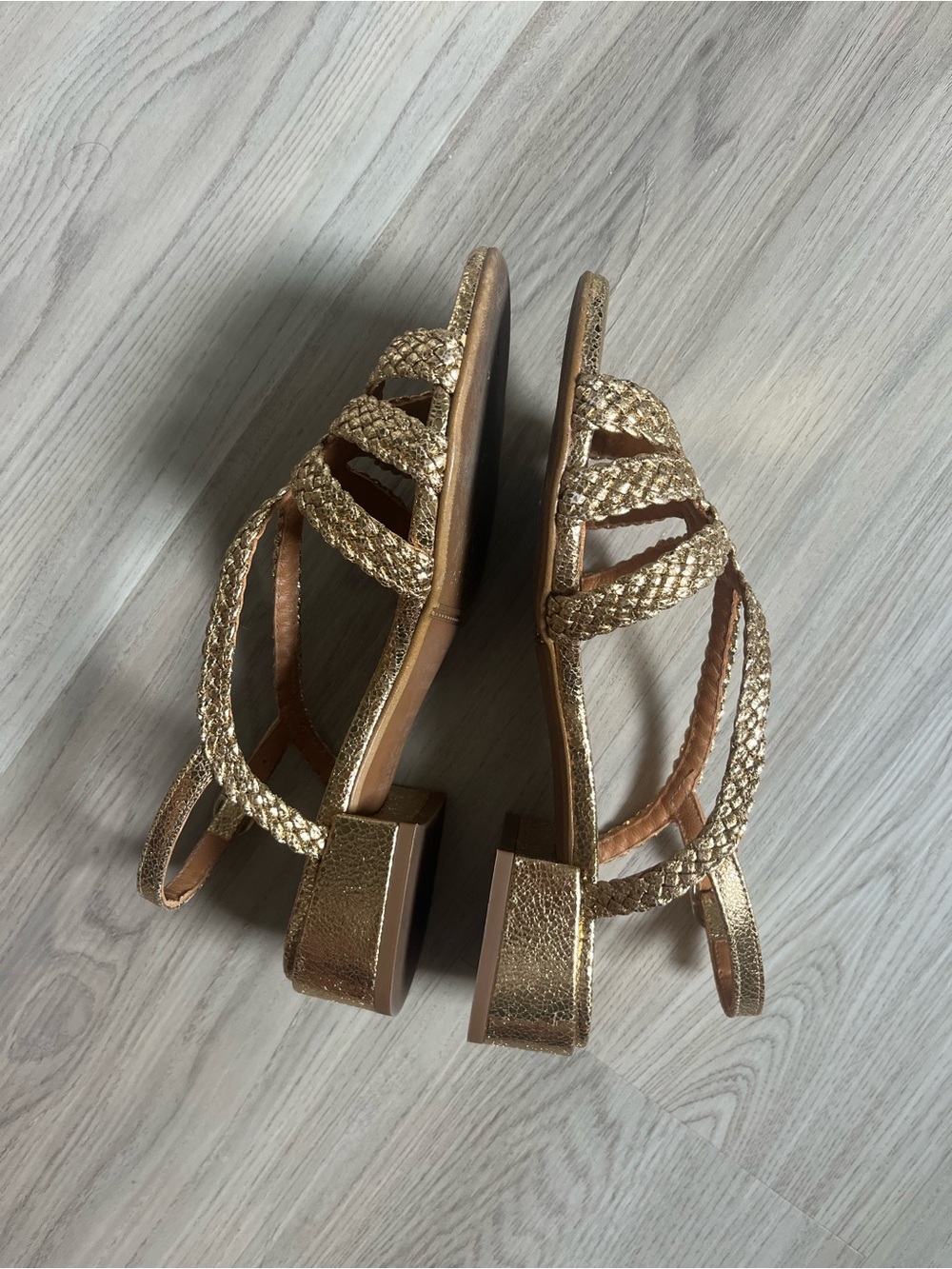 Sezane Braided Metallic Gold Leather Sandals - Picture 4 of 7